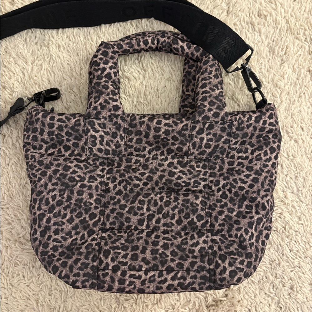 Offline by Aerie Leopard Print Puffer Tote Bag